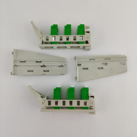 CommScope Adapterpack für BUDI-M-TG 12xLC/APC Kit mit 1 Stück sliding adapter pack bestückt mit 6x LC/APC duplex Kupplung
